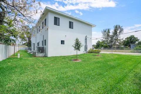 New Townhome Near Wilton/Las Olas/Beach Φορτ Λόντερντεϊλ Εξωτερικό φωτογραφία