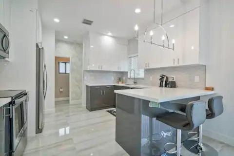 New Townhome Near Wilton/Las Olas/Beach Φορτ Λόντερντεϊλ Εξωτερικό φωτογραφία